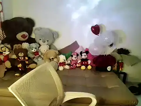 Snapshot of mandy_berrys chatting on 02.16.25 mandy berrys online show from 02.16.25