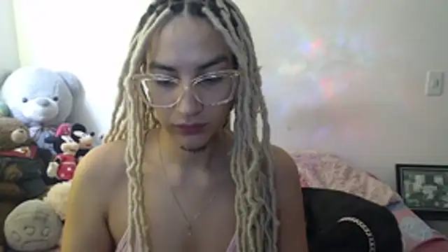 Snapshot of mandy_berrys chatting on 10.22.25 mandy berrys online show from 10.22.25