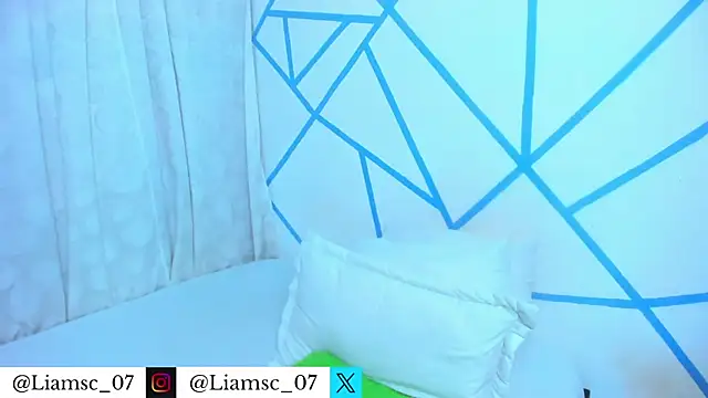 Snapshot of liam_scott77 chatting on 07.08.26 liam scott77 online show from 07.08.26