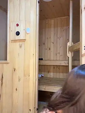 Barbielatinas online show from 11.23.25