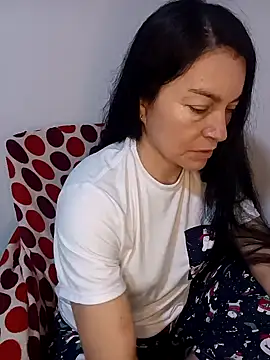 renata hot1 online show from 01.26.25