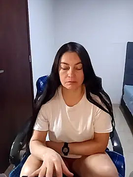 renata hot1 online show from 02.15.25