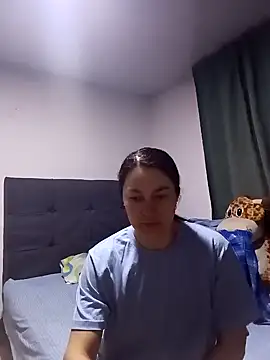 renata hot1 online show from 03.18.25