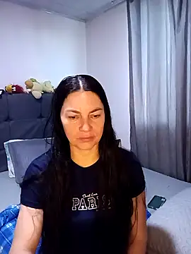 Snapshot of renata_hot1 chatting on 04.24.26 renata hot1 online show from 04.24.26