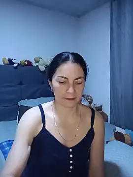 Snapshot of renata_hot1 chatting on 05.21.26 renata hot1 online show from 05.21.26