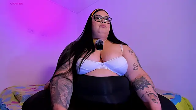 Apriilpeach  online show from 11.02.25