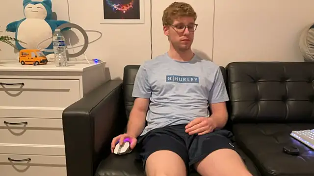 BlueEyedTallGuy94 online show from 12.14.24