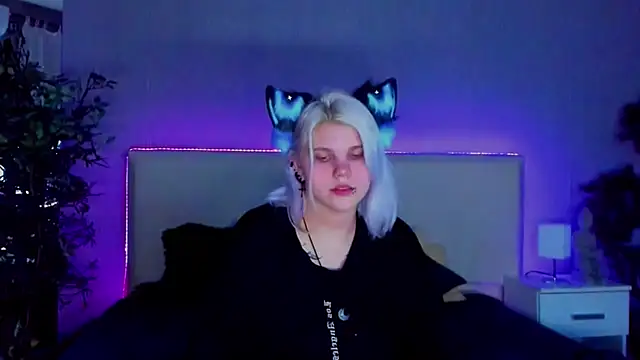 JoannLowe online show from 01.19.25