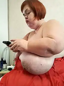 MIDGET-TITS online show from 01.31.25