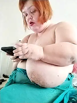 MIDGET-TITS online show from 02.26.25