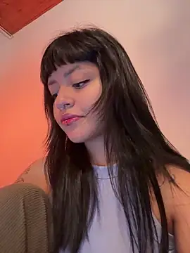 Ashley Chriss online show from 01.19.25