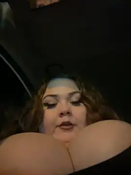 Snapshot of _GodessIsabella_97 chatting on 12.18.24 GodessIsabella 97 online show from 12.18.24