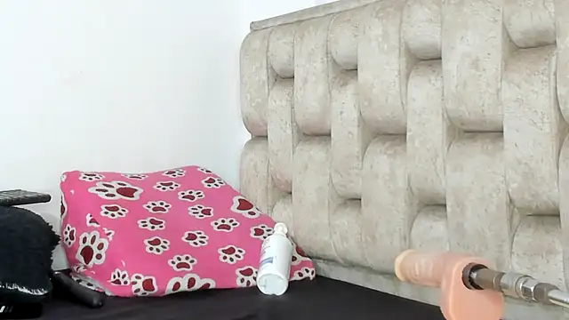 Sophia-Smith2 online show from 02.20.26