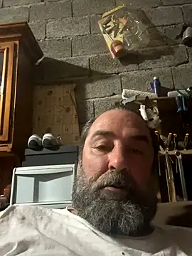 Snapshot of ros217 chatting on 10.29.25 ros217 online show from 10.29.25