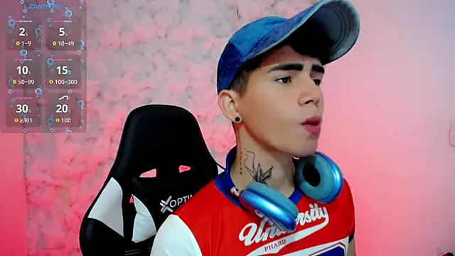 Tayson Rivers online show from 11.10.25