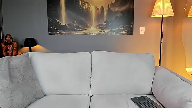 ApoloMakris online show from 02.05.26