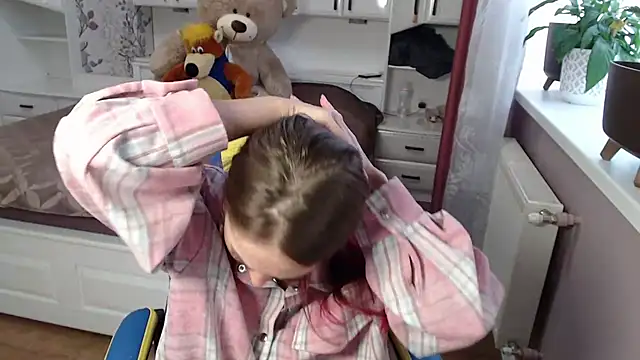 Snapshot of 69SexySecret69 chatting on 03.22.25 69SexySecret69 online show from 03.22.25