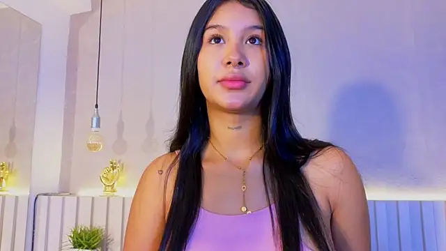 Snapshot of Aida_moreno chatting on 03.30.26 Aida moreno online show from 03.30.26