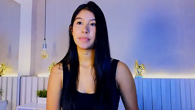 Snapshot of Aida_moreno chatting on 04.10.26 Aida moreno online show from 04.10.26