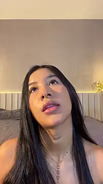 Snapshot of Aida_moreno chatting on 05.05.26 Aida moreno online show from 05.05.26