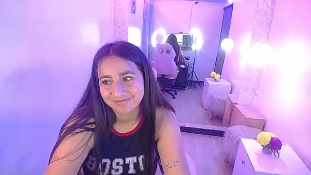 Snapshot of ailyn_miranda chatting on 02.08.25 ailyn miranda online show from 02.08.25