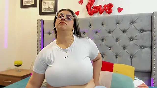 Snapshot of Melinda_bob chatting on 03.19.25 Melinda bob online show from 03.19.25