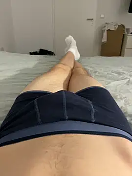 Snapshot of Nio-5 chatting on 12.20.24 Nio-5 online show from 12.20.24