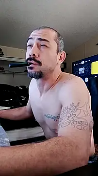 Snapshot of MasterJizzJunky chatting on 12.01.25 MasterJizzJunky online show from 12.01.25