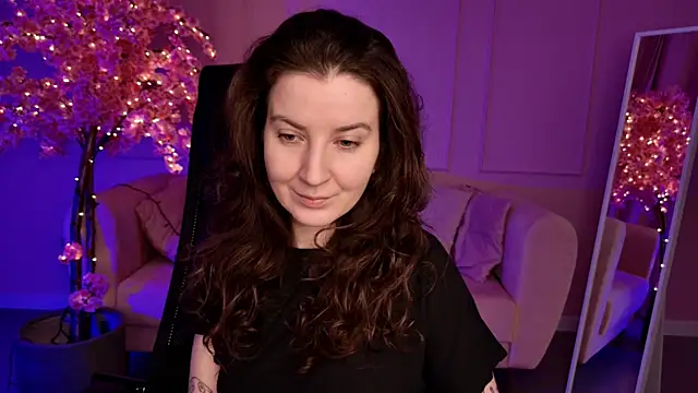 JackieByrd online show from 10.04.25