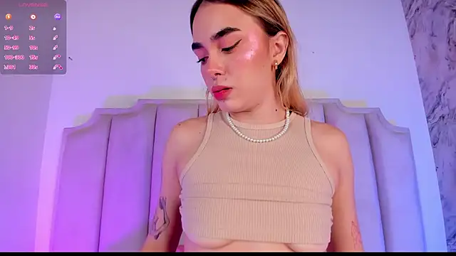 Lucy Vega online show from 03.14.25