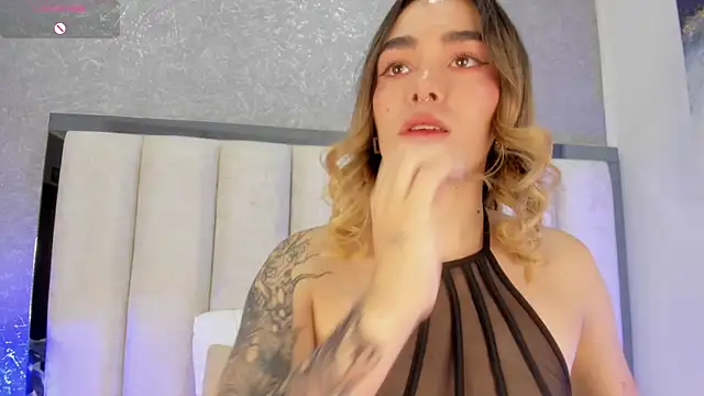 Lucy Vega online show from 09.11.25