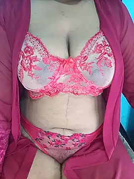 Snapshot of Sadika- chatting on 08.02.26 Sadika- online show from 08.02.26