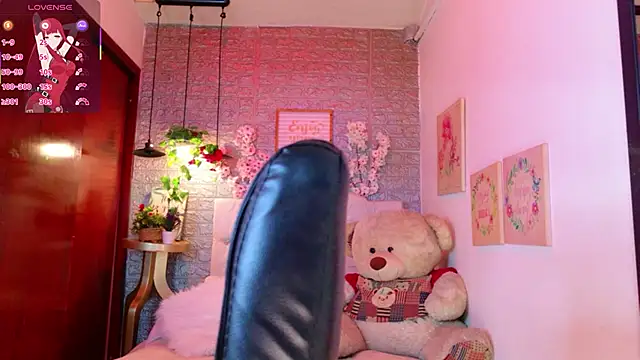 meghan nill online show from 02.26.26