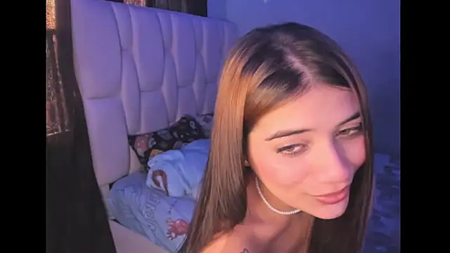 KittyKlum online show from 01.21.25