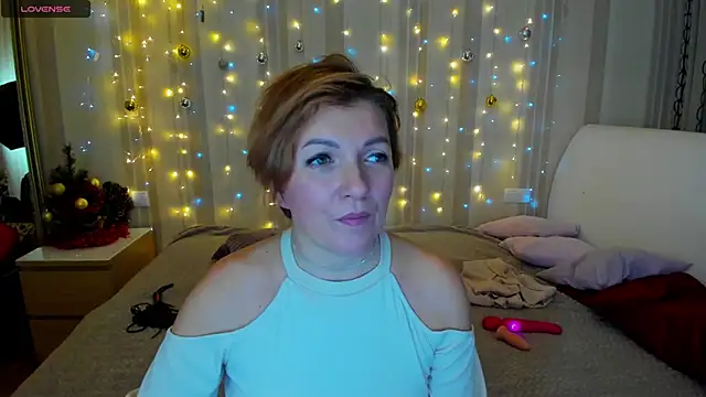 Katherine Fox online show from 12.07.24