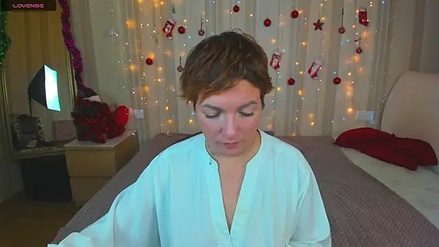 Katherine Fox online show from 01.06.25