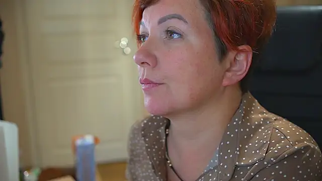 Katherine Fox online show from 03.11.25