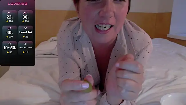 Katherine Fox online show from 09.20.25