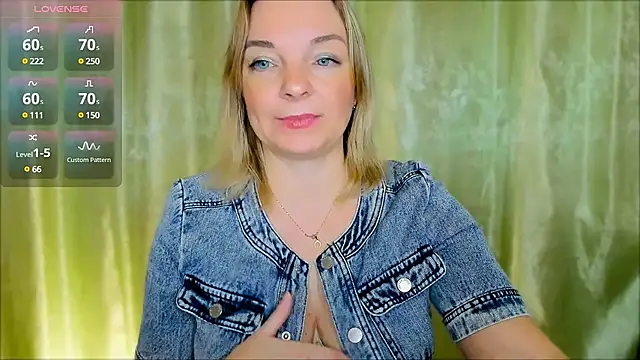 Regina  blue online show from 12.05.24