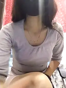 Snapshot of Kashish_18 chatting on 12.13.24 Kashish 18 online show from 12.13.24