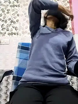 Snapshot of Kashish_18 chatting on 12.28.24 Kashish 18 online show from 12.28.24