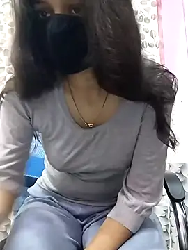 Snapshot of Kashish_18 chatting on 01.11.25 Kashish 18 online show from 01.11.25