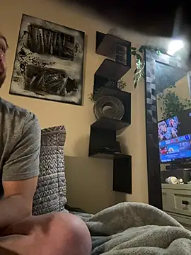 Snapshot of SmokingSloth chatting on 02.08.25 SmokingSloth online show from 02.08.25