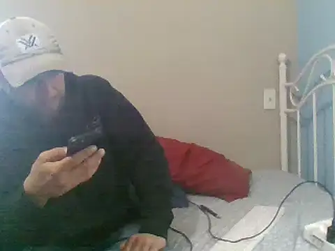 Snapshot of SmokingSloth chatting on 02.08.25 SmokingSloth online show from 02.08.25