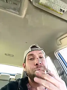 Snapshot of SmokingSloth chatting on 02.08.25 SmokingSloth online show from 02.08.25