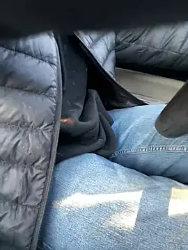 Snapshot of SmokingSloth chatting on 02.21.25 SmokingSloth online show from 02.21.25