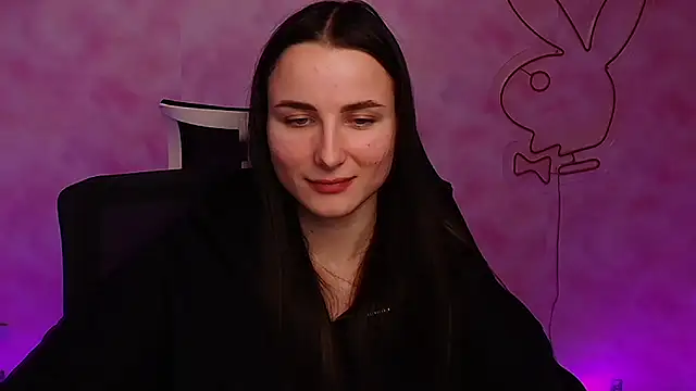 Eva Janee online show from 12.13.24