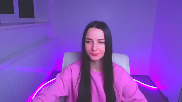 Eva Janee online show from 01.24.25