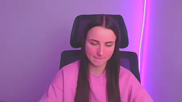 Eva Janee online show from 01.27.25