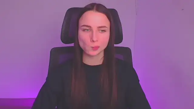 Eva Janee online show from 01.29.25